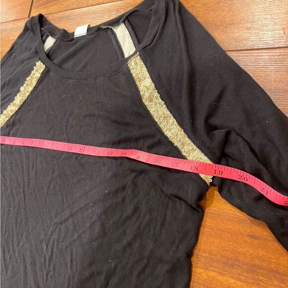 Three Dots Black and gold sequin sweater - Picture 3 of 5